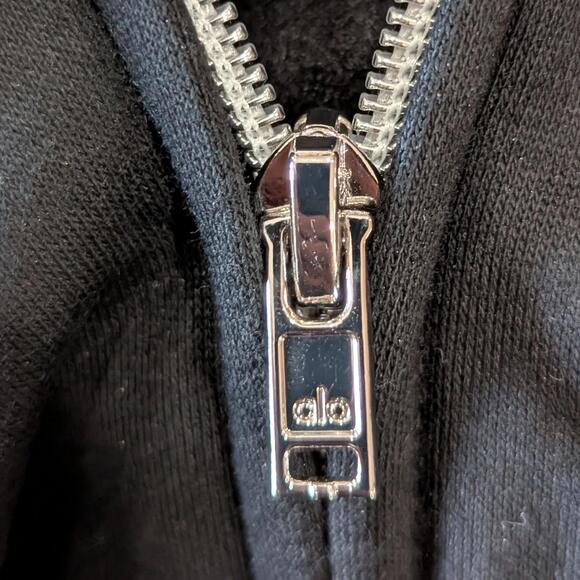 Alo Yoga Accolade Full Zip Hoodie Black Size M Unisex Oversized NWOT - Picture 9 of 9